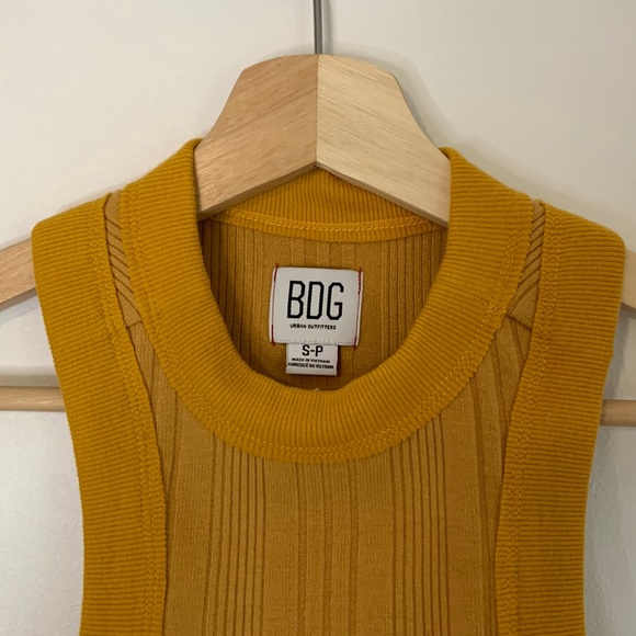 URBAN OUTFITTERS | BDG Rib Crop Tank - Picture 3 of 6